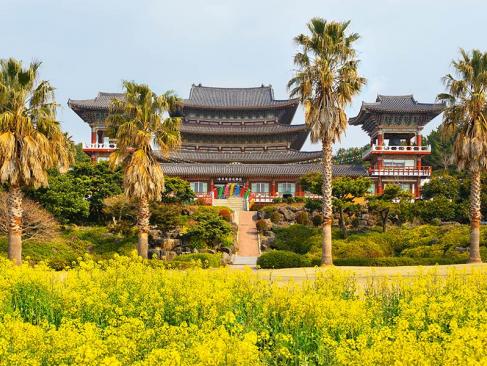 Île De Jeju - Temple Bouddhiste Yakcheonsa A Découvrir en Corée du Sud - Jeju-do