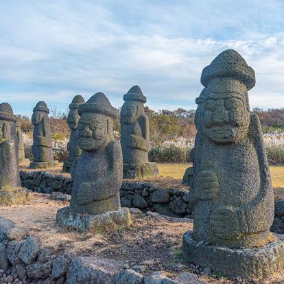 Jeju Island - Dol Hareubang Park A Découvrir en Corée du Sud - Jeju-do