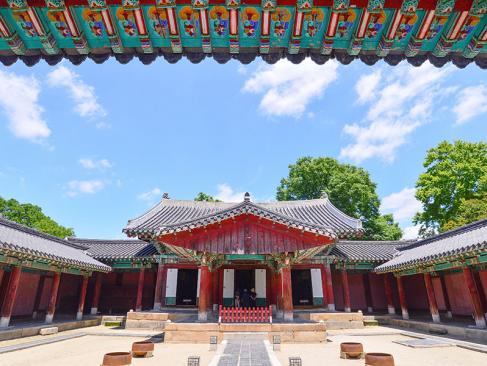 Jeonju - Salle Principale Du Sanctuaire Gyeonggijeon à Jeonj-si A Découvrir en Corée du Sud - Jeonju