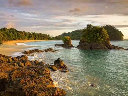 Parc National De Manuel Antonio - Beach Espadilla A Découvrir au Costa Rica -  Le Parc National de Manuel Antonio