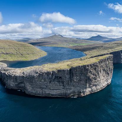 îles Féroé - Lac Leitisvatn et cascade de Bosdalafossur sur Vagar A Découvrir au Danemark - Les Îles Féroé