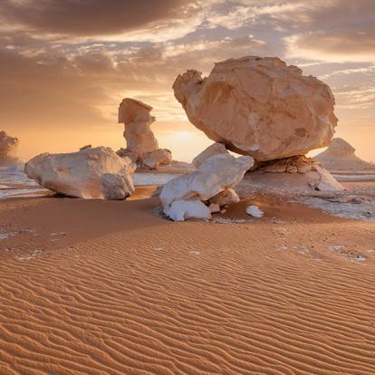 Désert Blanc A Découvrir en Egypte - Le  Désert Libyque et ses Oasis
