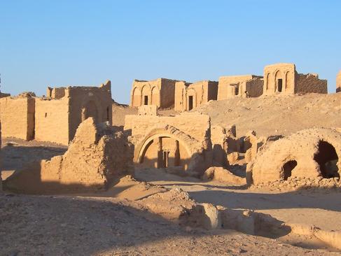 Oasis De Kharga A Découvrir en Egypte - Le  Désert Libyque et ses Oasis