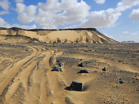 Désert Noir A Découvrir en Egypte - Le  Désert Libyque et ses Oasis