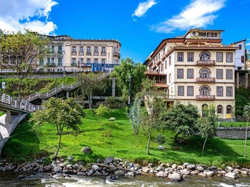 Cuenca - Rivière Tomebamba A Découvrir en Equateur - Cuenca