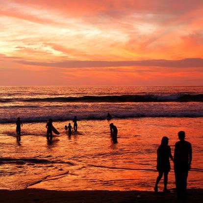 Plage De Montanita Sur La Côte Pacifique A Découvrir en Equateur - La Côte Pacifique