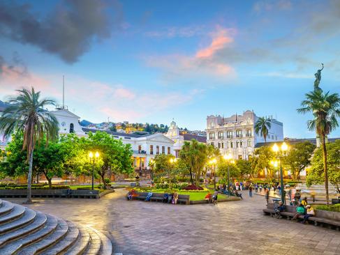 Quito - Plaza Grande A Découvrir en Equateur - Quito