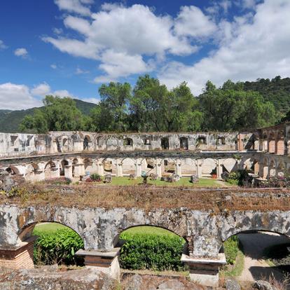 Antigua, église Et Couvent Des Capucines A Découvrir au Guatemala - Antigua