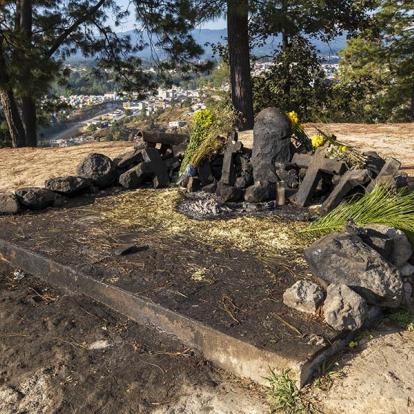 Pascual Abaj Site - Chichicastenango A Découvrir au Guatemala - Chichicastenango