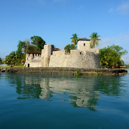 Livingston  - Rio Dulce - Castillo De San Felipe De Lara A Découvrir au Guatemala - Livingston