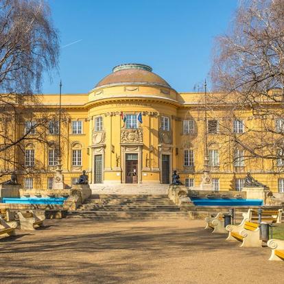 Debrecen - Bâtiment Du Musée Deri A Découvrir en Hongrie - Debrecen