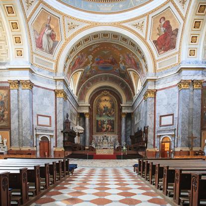 Basilique Saint-Adalbert à Esztergom A Découvrir en Hongrie - Esztergom