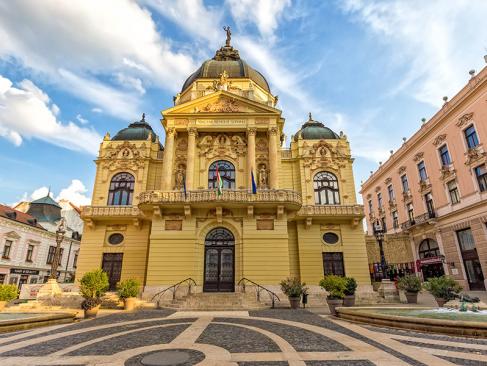 A Découvrir en Hongrie - Pécs