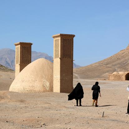-Yazd - Tours du Silence A Découvrir en Iran - Yazd