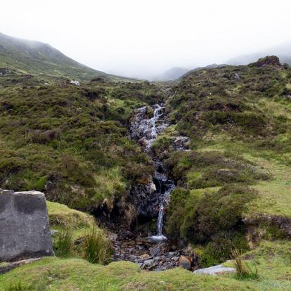 Petite Rivière Près Pilgrims Path , Co Donegal A Découvrir en Irlande - Les Falaises de Slieve League