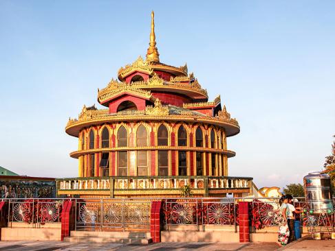 A Découvrir au Myanmar - Le Mont Kyaiktiyo et son Rocher d'Or