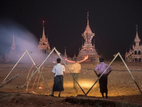 Mrauk U, Festival Dung Bwe A Découvrir en Birmanie - Mrauk U