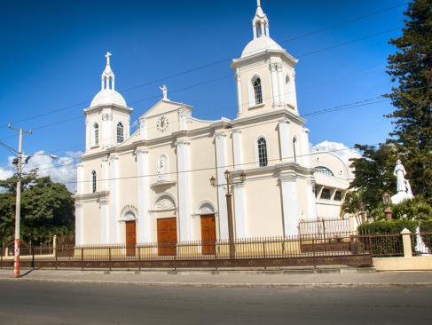 Esteli - Cathédrale A Découvrir au Nicaragua - Esteli