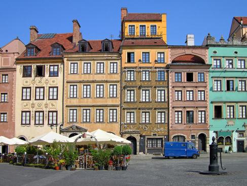 Varsovie - Place Du Marché A Découvrir en Pologne - Varsovie