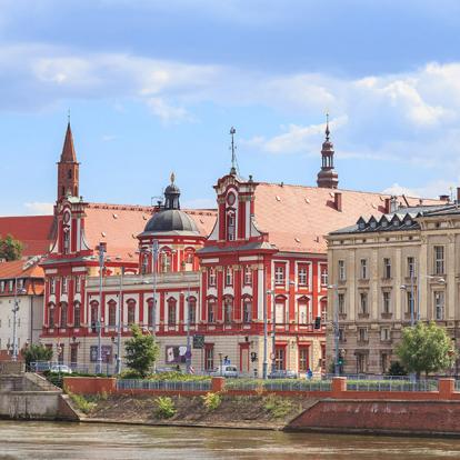 Wroclaw - Bibliothèque De L'Ossolineum A Découvrir en Pologne - Wroclaw