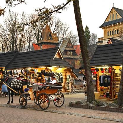 Zakopane  - Rue Krupowki A Découvrir en Pologne - Zakopane