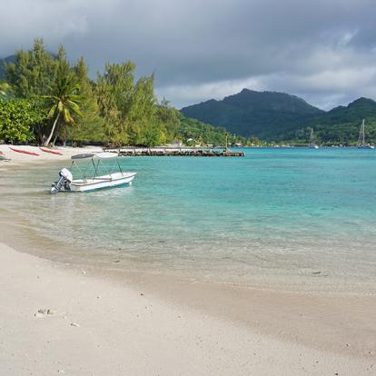 Huahine - Fare Beach A Découvrir en Polynésie Française - Huahine