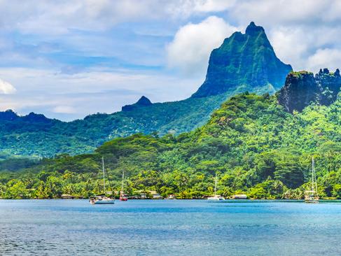 A Découvir en Polynésie Française - La Baie de Cook à Moorea