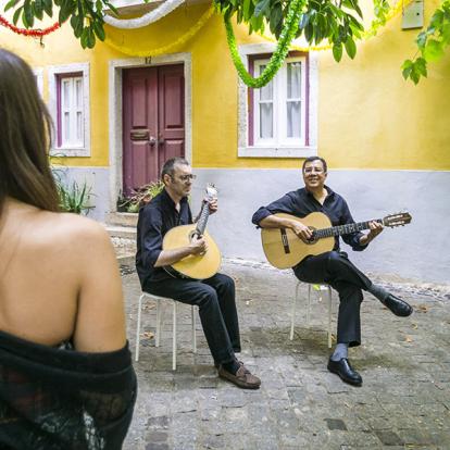 Chanteurs de Fado A Découvrir au Portugal - Le Fado