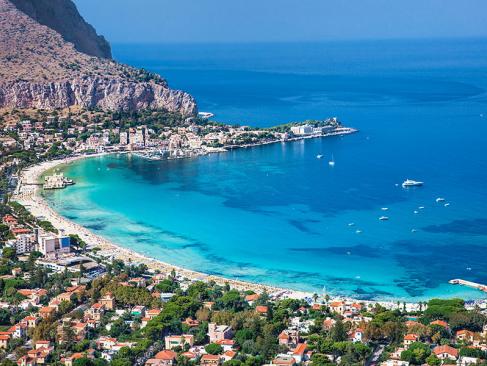 Palermo - Vue Panoramique Sur La Plage Blanche De Mondello A Découvrir en Sicile - Palerme