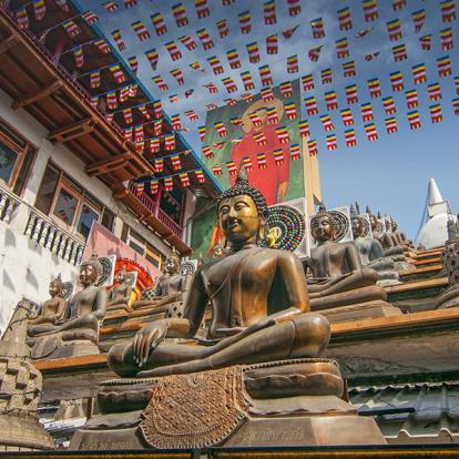 Colombo - Temple Bouddhiste Gangaramaya A Découvrir au Sri Lanka - Colombo