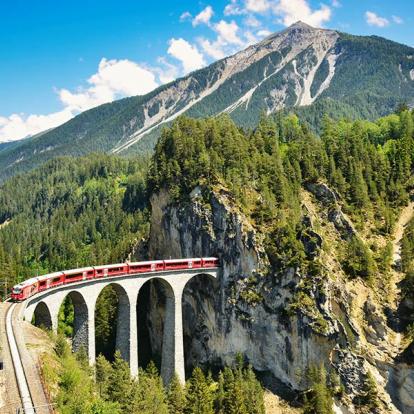 Viaduc De Landwasser A Découvrir en Suisse - Canton des Grisons