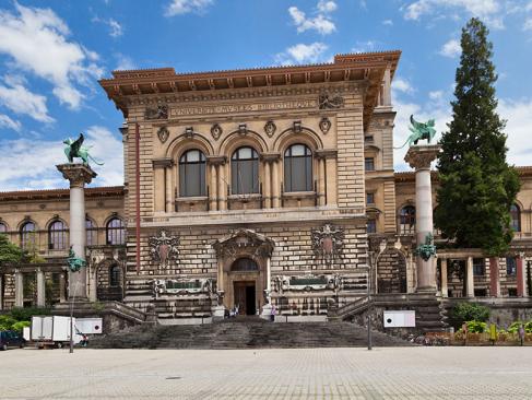 Lausanne - Palais De Rumine A Découvrir en Suisse - Lausanne