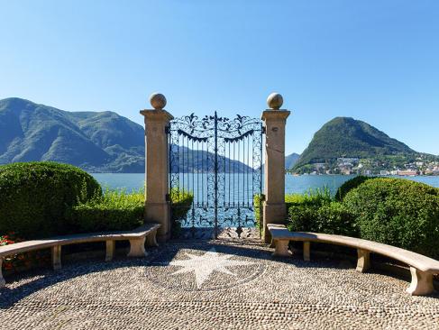 Lugano - Porte Au Lac De Villa Ciani A Découvrir en Suisse - Lugano