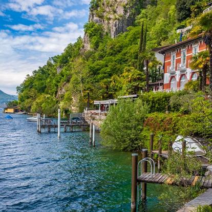 Vue Sur Le Lac De Lugano Et Le Mont San Salvatore Depuis Le Sentier Des Oliviers A Découvrir en Suisse - Lugano