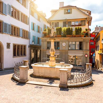 Zurich - Vielle Ville A Découvrir en Suisse - Zurich