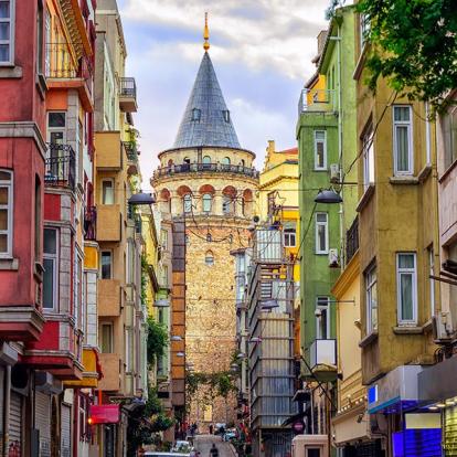 Istanbul - Tour de Galata dans la vieille ville A Découvrir en Turquie - Istanbul