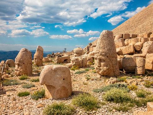A Découvrir en Turquie - Le Mont Nemrut