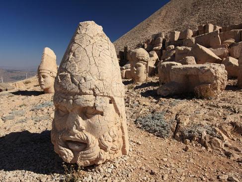A Découvrir en Turquie - Le Mont Nemrut