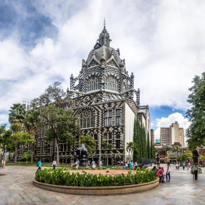 Medellin - Botero Square A Découvrir en Colombie - Medellin