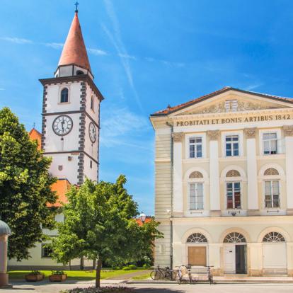 Varazdin - Eglise St Nicolas A Découvrir en Croatie - Varazdin