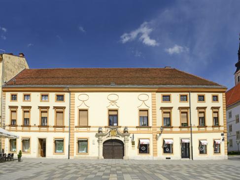 Varazdin - Palais Draskovic A Découvrir en Croatie - Varazdin