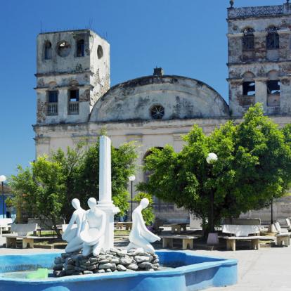 Baracoa - Cathédrale Nuestra Senora de la Asunción A Découvrir à Cuba - Baracoa