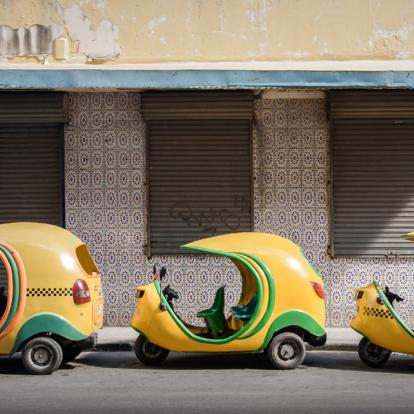 Santiago De Cuba - Coco Taxi A Découvrir à Cuba - Santiago de Cuba