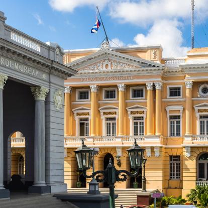Santiago De Cuba - Musée Municipal Emilio Bacardi Moreau A Découvrir à Cuba - Santiago de Cuba