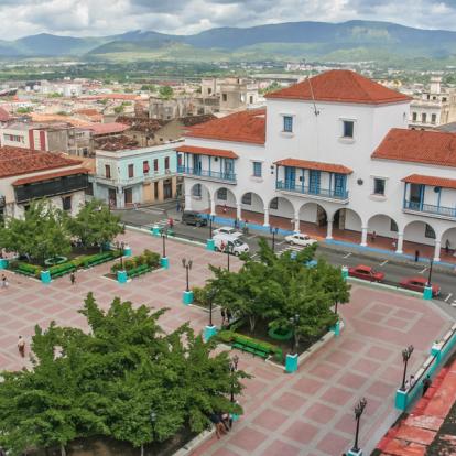 Santiago De Cuba - Parc Cespedes A Découvrir à Cuba - Santiago de Cuba