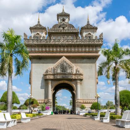 Vientiane - Monument Patuxai A Découvrir au Laos - Vientiane