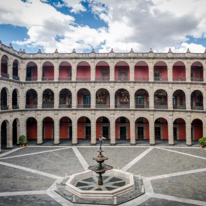 Mexico City - Palais National A Découvrir au Mexique - Mexico City