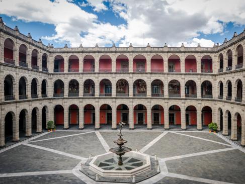 Mexico City - Palais National A Découvrir au Mexique - Mexico City