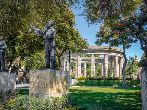 Guadalajara - Rotonde Los Jalisciences Ilustres A Découvrir au Mexique - Guadalajara