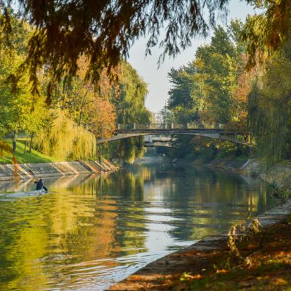 Timisoara - Parcs Et Rivière Bega A Découvrir en Roumanie - Timisoara